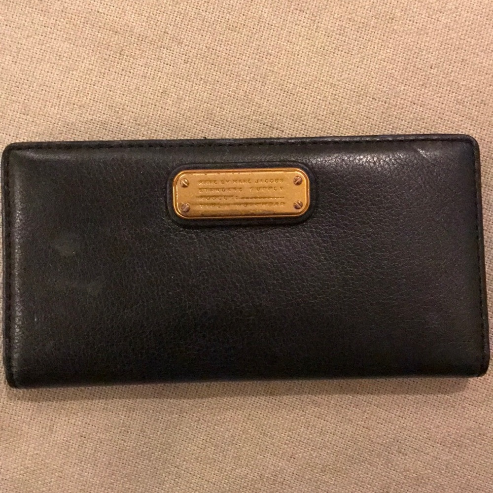 Marc by Marc Jacobs Wallet - gently used condition